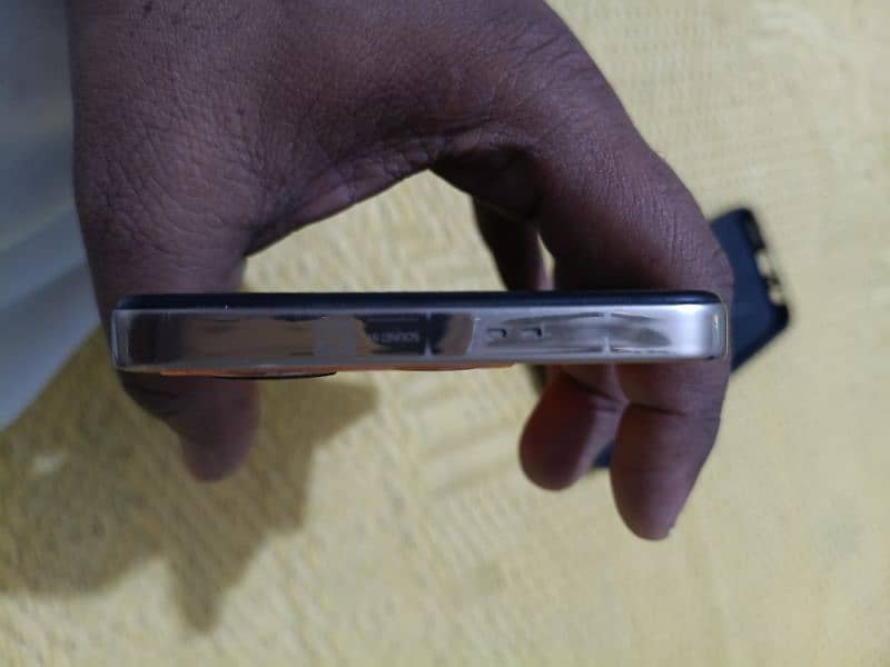 Ifinix Note 30 10/10 8/256 condtion with puch no any fault urjant sale 3