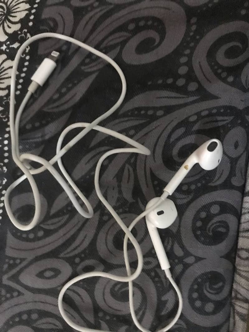 iphone handfree 2