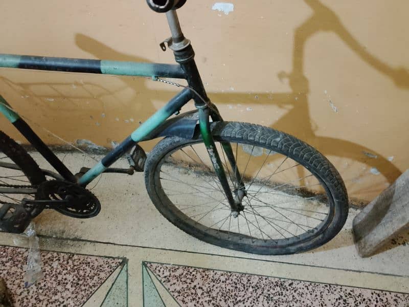use Cycle sirf thory bohat paisy lagy gey Bilkul ok he 03249457115 2