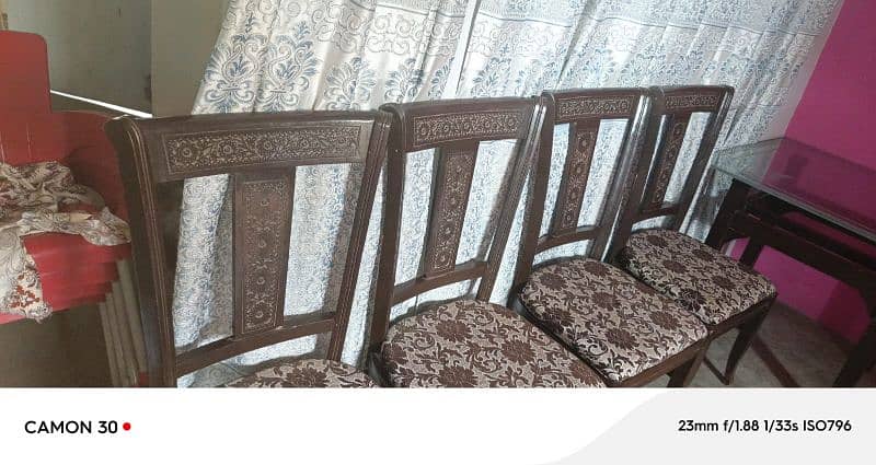 dining table new condition 1