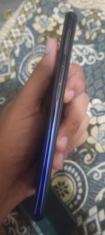 OPPO f9 pro 6 gb ram 10 by 9 condtion all ok ha 3