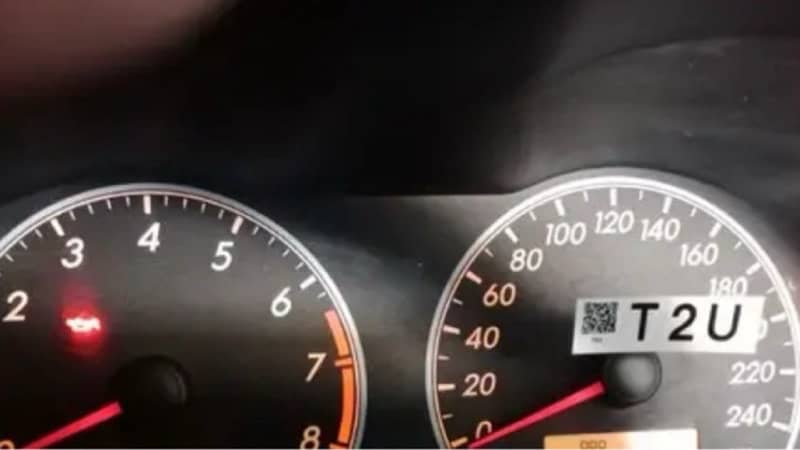 Toyota Corolla 2013 Xli Convert Gli Outclass condition Brand new Car 6