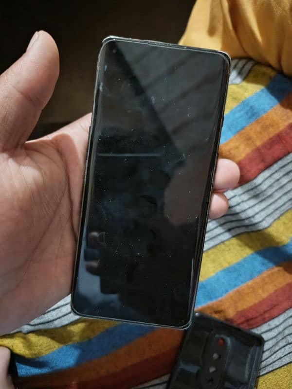oneplus 8 single line 3