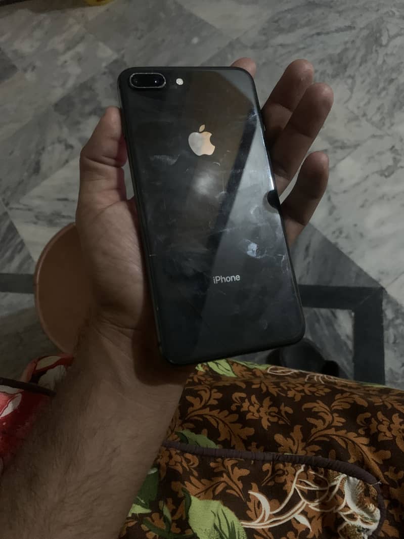 iPhone 8plus 64 hn jv 6
