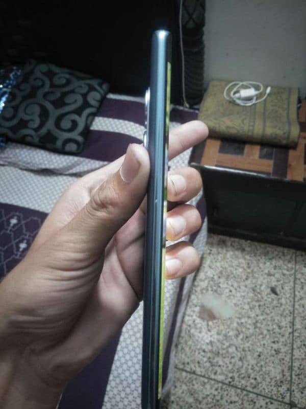 Spark 20edge pro 4