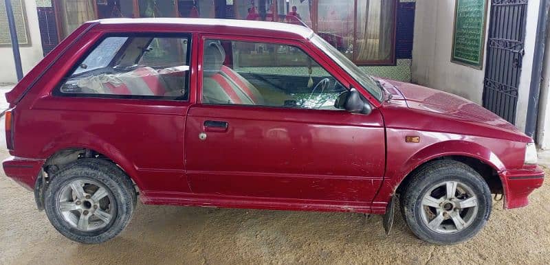 Daihatsu Charade 1992 8/10 condition 3
