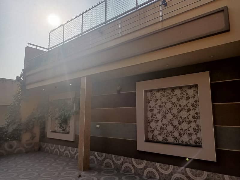 Gorgeous Prime Location 12 Marla House For Sale Available In Gulberg 3 1
