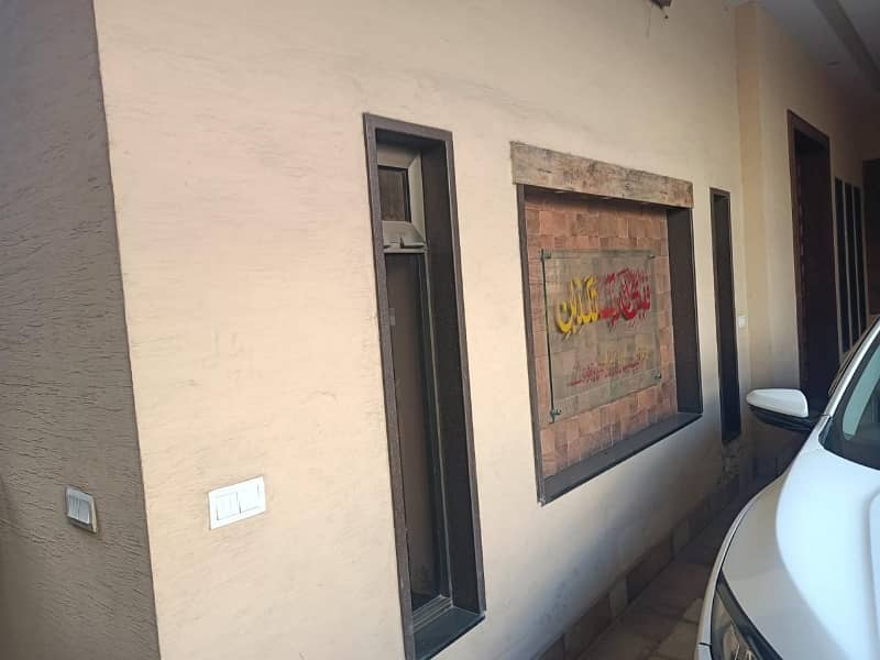 Gorgeous Prime Location 12 Marla House For Sale Available In Gulberg 3 12