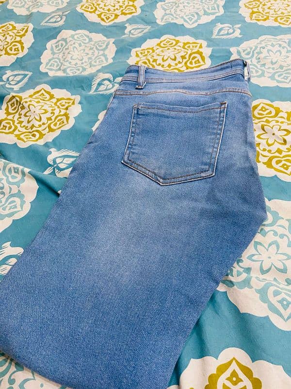 men jeans (1000 each) 1