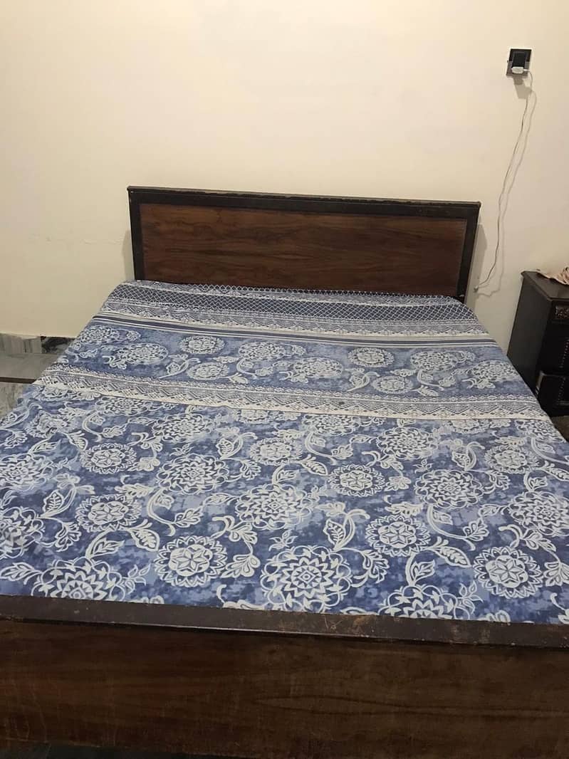 Double bed for sale 0