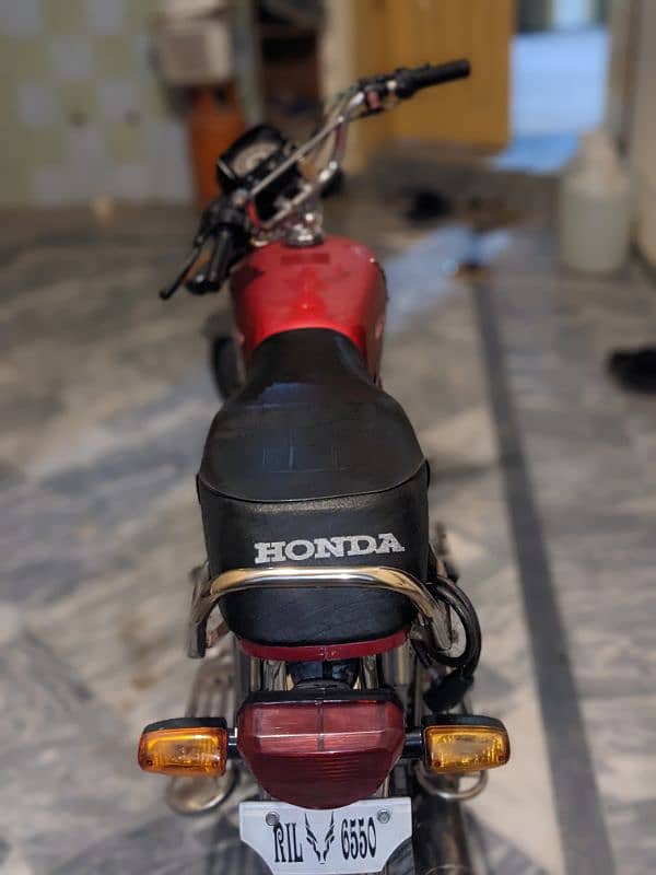2008 model honda 70 2018 model ka tanki tappay laga howa ha 1