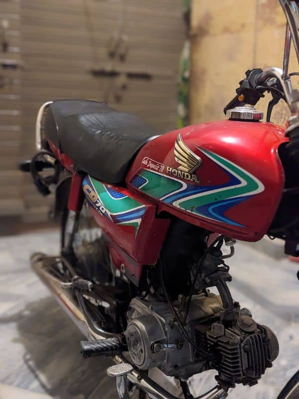 2008 model honda 70 2018 model ka tanki tappay laga howa ha 4