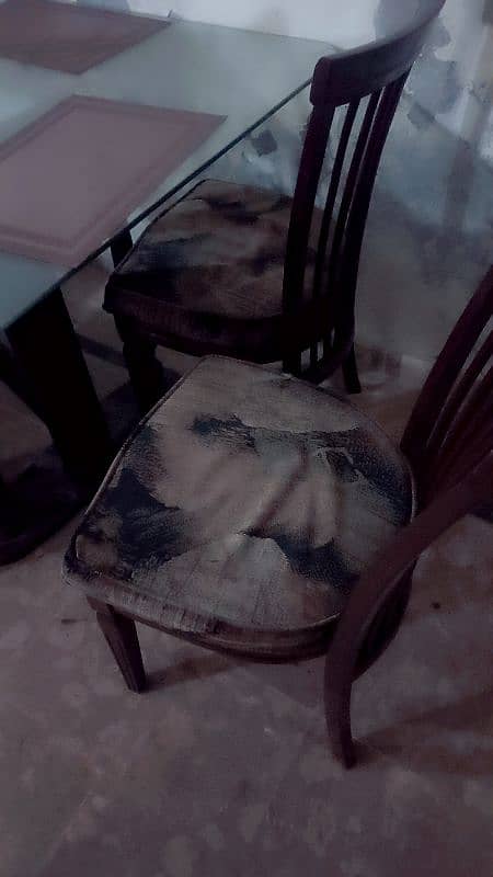 dinning table and 6 chairs 1