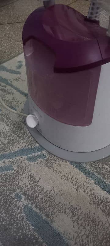 almost new philips steamer 2