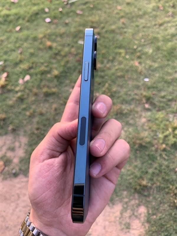 IPhone 12 Pro Max Jv 256GB 13