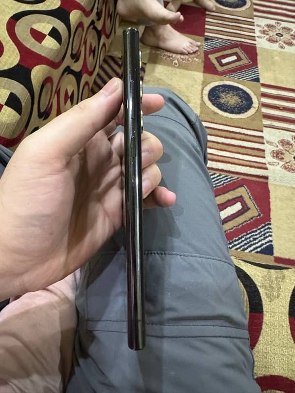 S22 ultra 128/8 gb Uk model non PTA dual sim. full sime time available 2