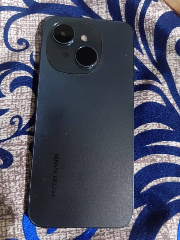 Tecno Spark go 1 4/128 for sale 0