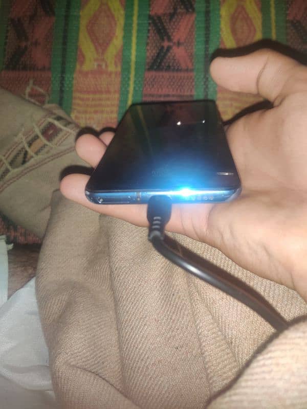 mobile ka camera agar Google pixel or iphone ko takkar na da to kahna 8