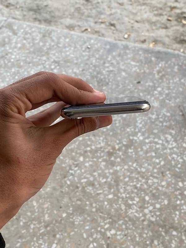 iphone x PTA APPROVED 3