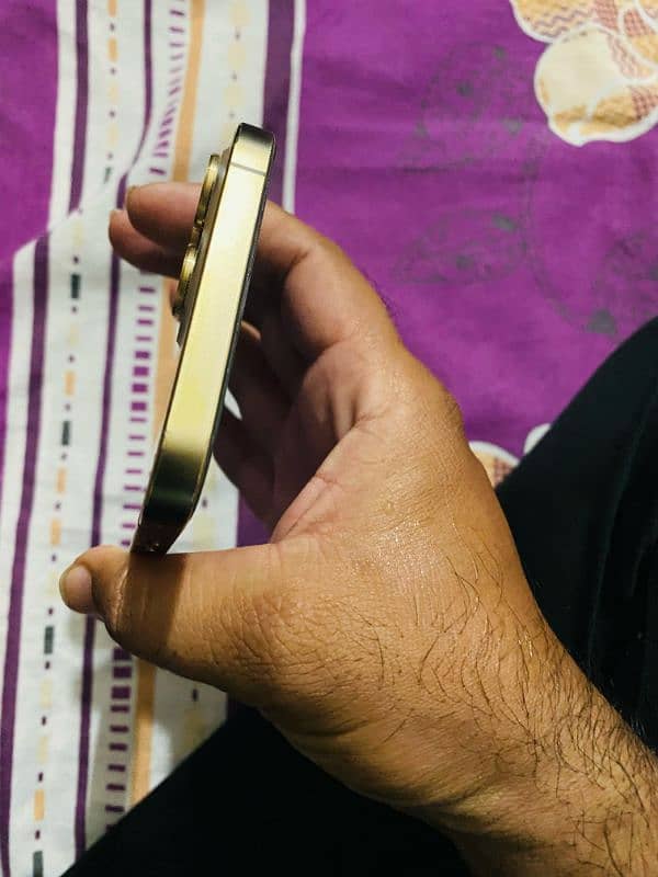 iphone 12 pro max pta approve 10/10 4