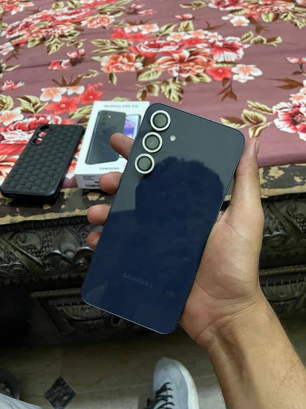 Samsung A55 5g 8/256 7