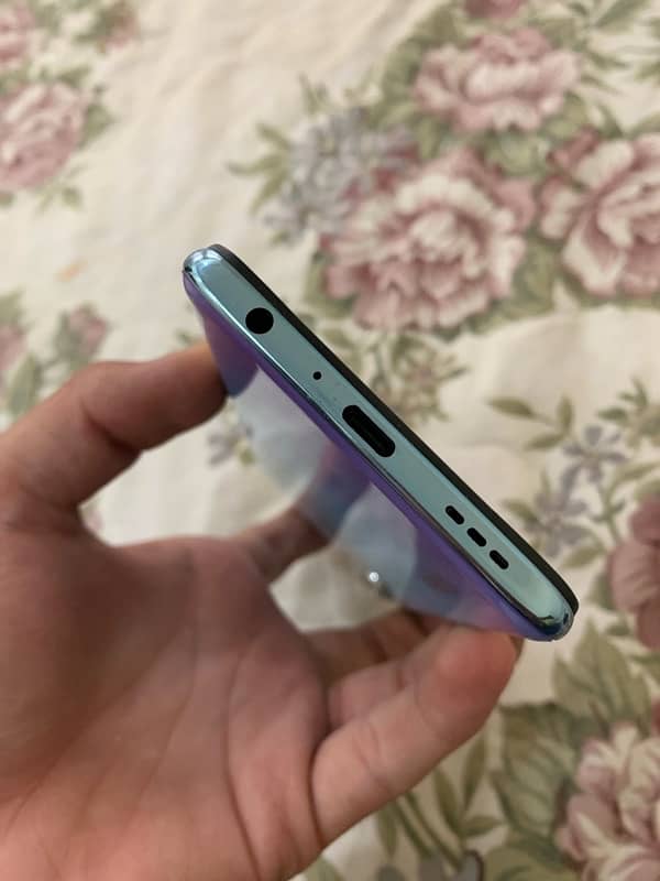 Oppo F15 8/256 4