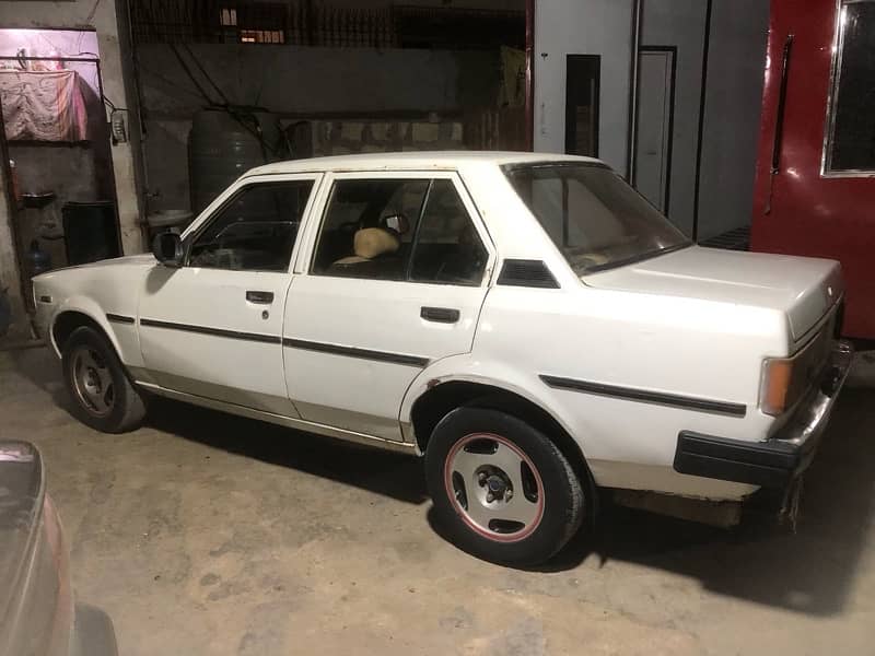 Toyota Corolla 1982 KE70 1