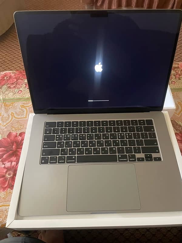 Macbook air M2 15’, 8/512 2