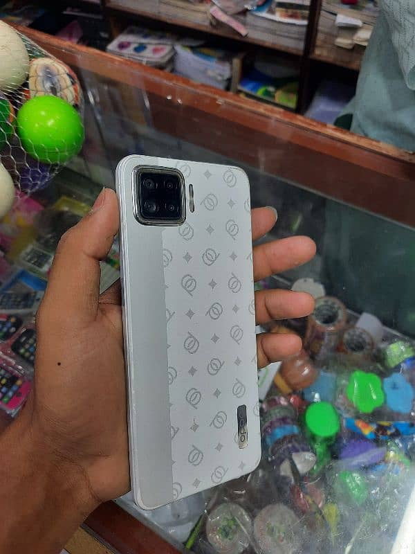 oppo F17 8/128 with box 0