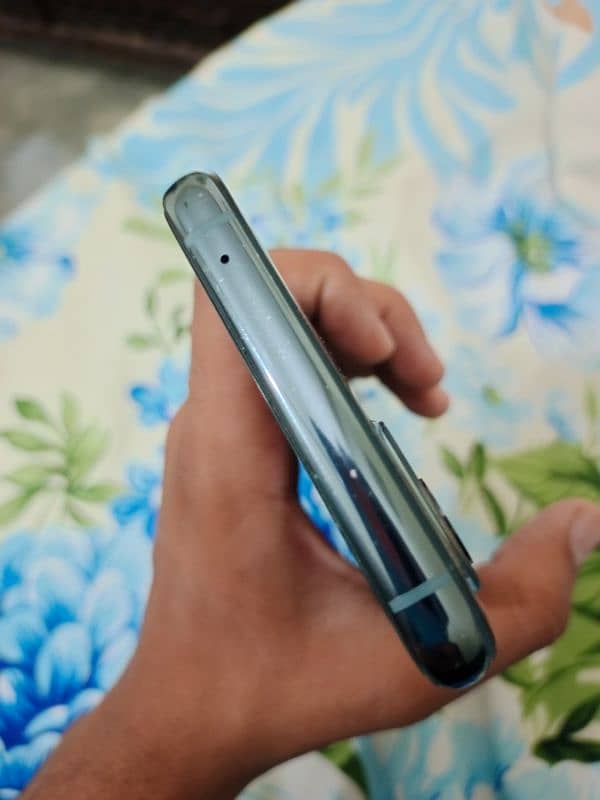 OnePlus 9 pro with charger and 02 back covers 4