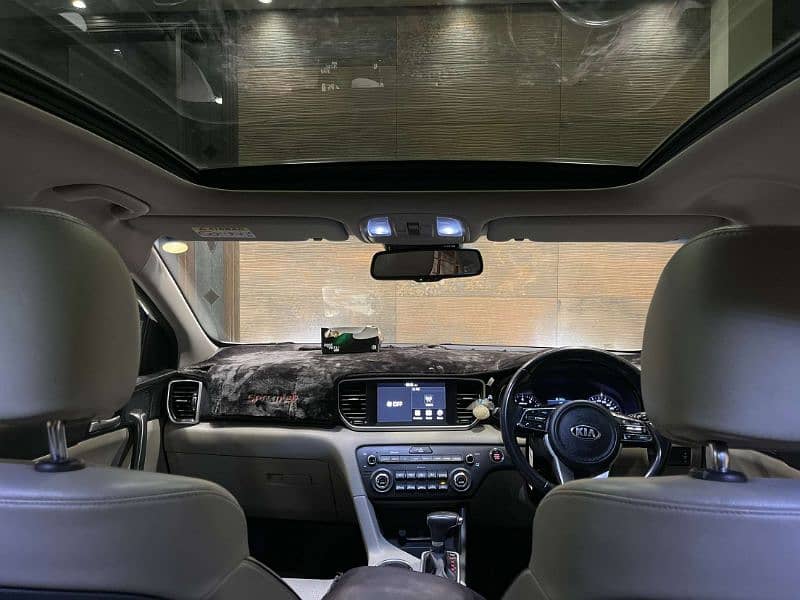 KIA Sportage 2021 Total genuine 100% on name 15