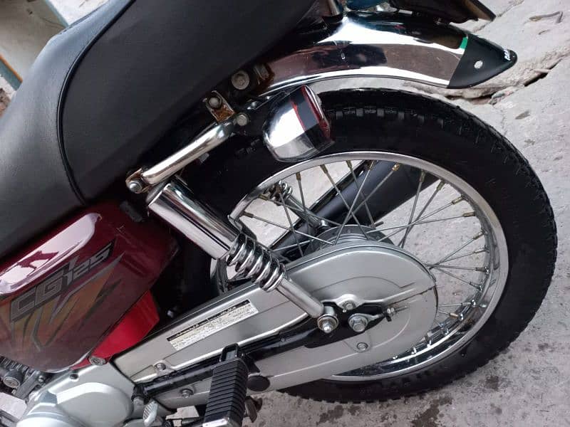 Honda For Sale first owner good condition contact on this 03011931931 0