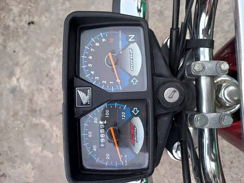 Honda For Sale first owner good condition contact on this 03011931931 2