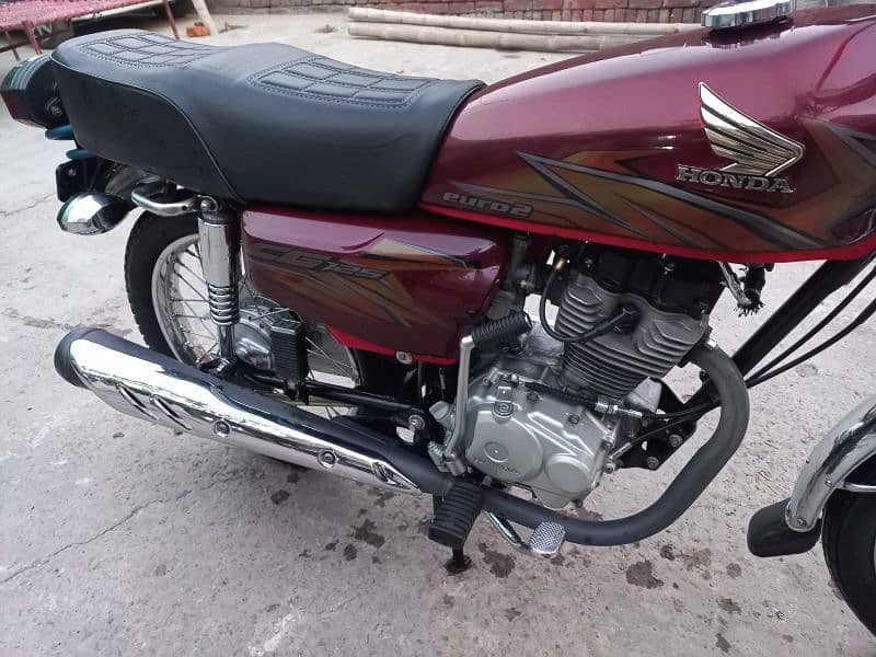 Honda For Sale first owner good condition contact on this 03011931931 3