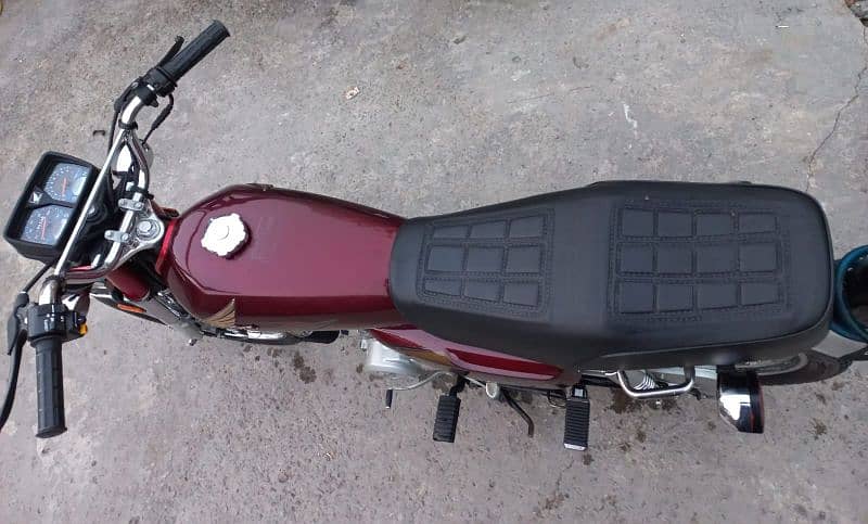 Honda For Sale first owner good condition contact on this 03011931931 5