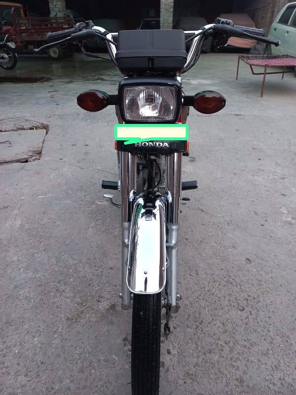 Honda For Sale first owner good condition contact on this 03011931931 7