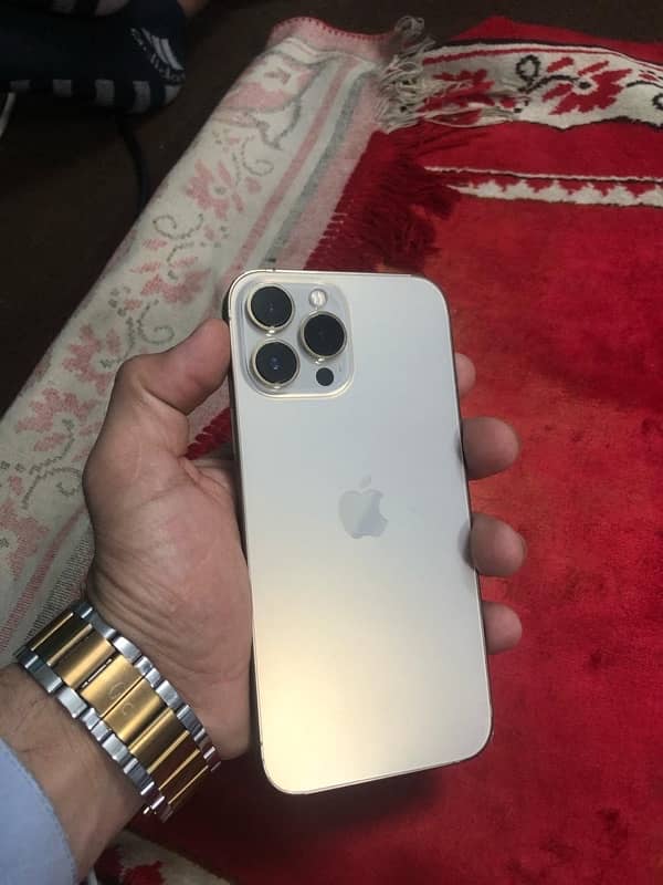 13 pro max jv non actuo 128 gb bettry helth 99 waterproof 4