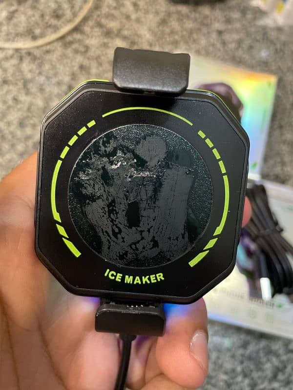 Mobile Radiator Cooling Fan for PUBG&OnePlus 6/7/8/9/10/11/12 Chargers 13