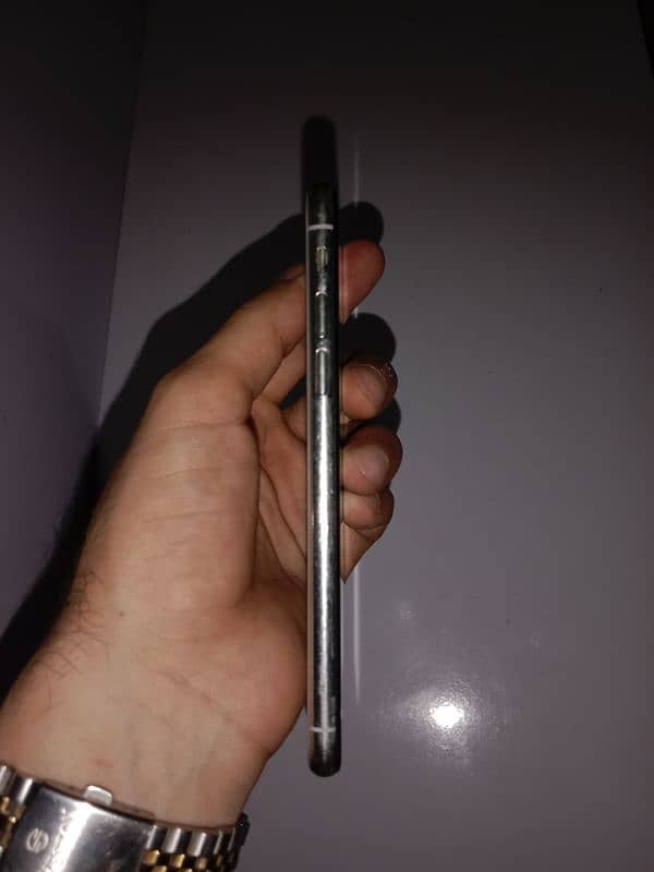 I Phone x 10 by 10 Condition Face I'd ok  battery 87 64 gb Pta approve 2