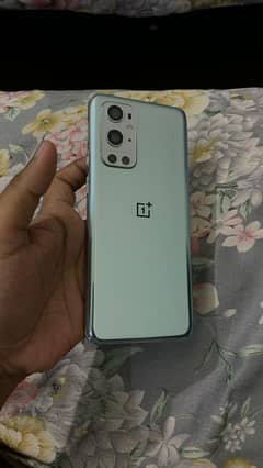 OnePlus 9 pro 12/256