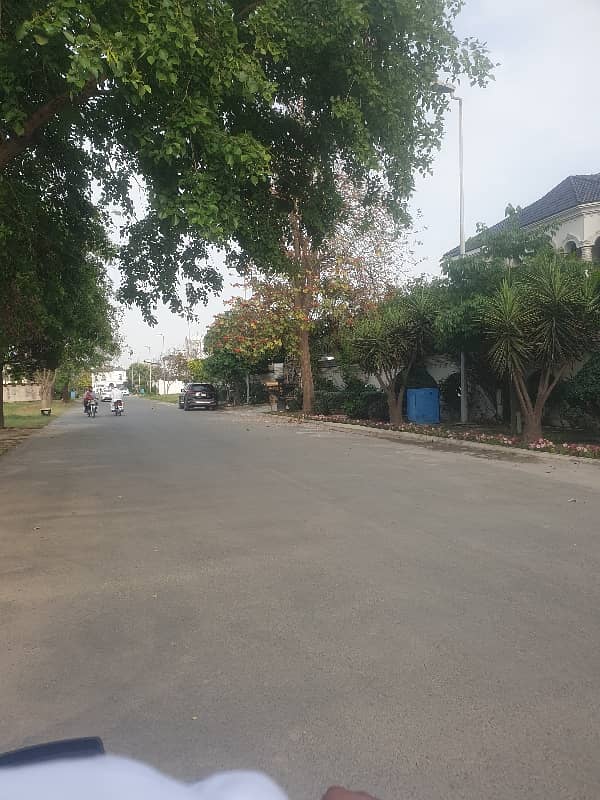 corner seven marla plot available for sale in citi Housing sialkot 0