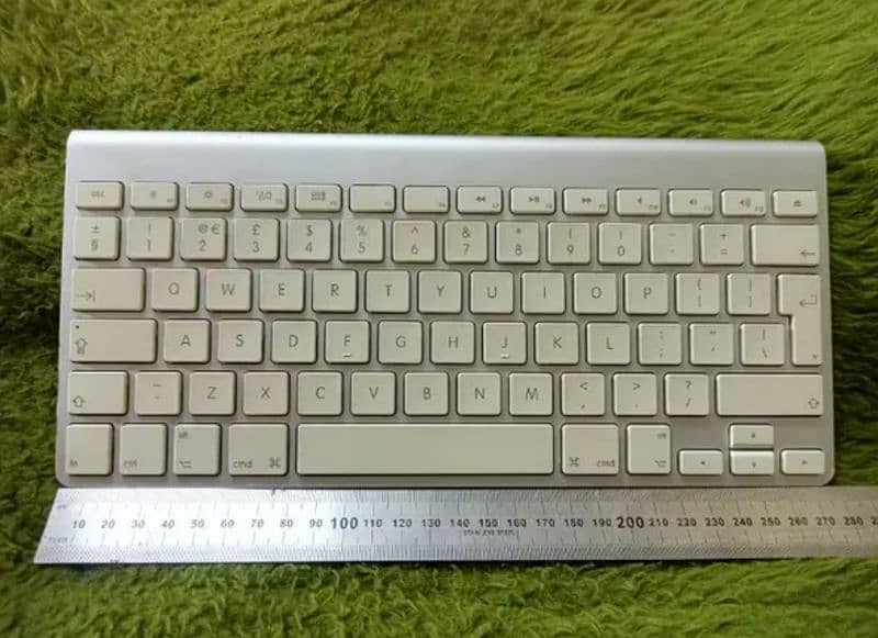 Anker Ultra-Slim Bluetooth Keyboard 5