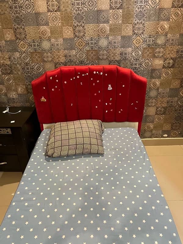 brand new bed 0