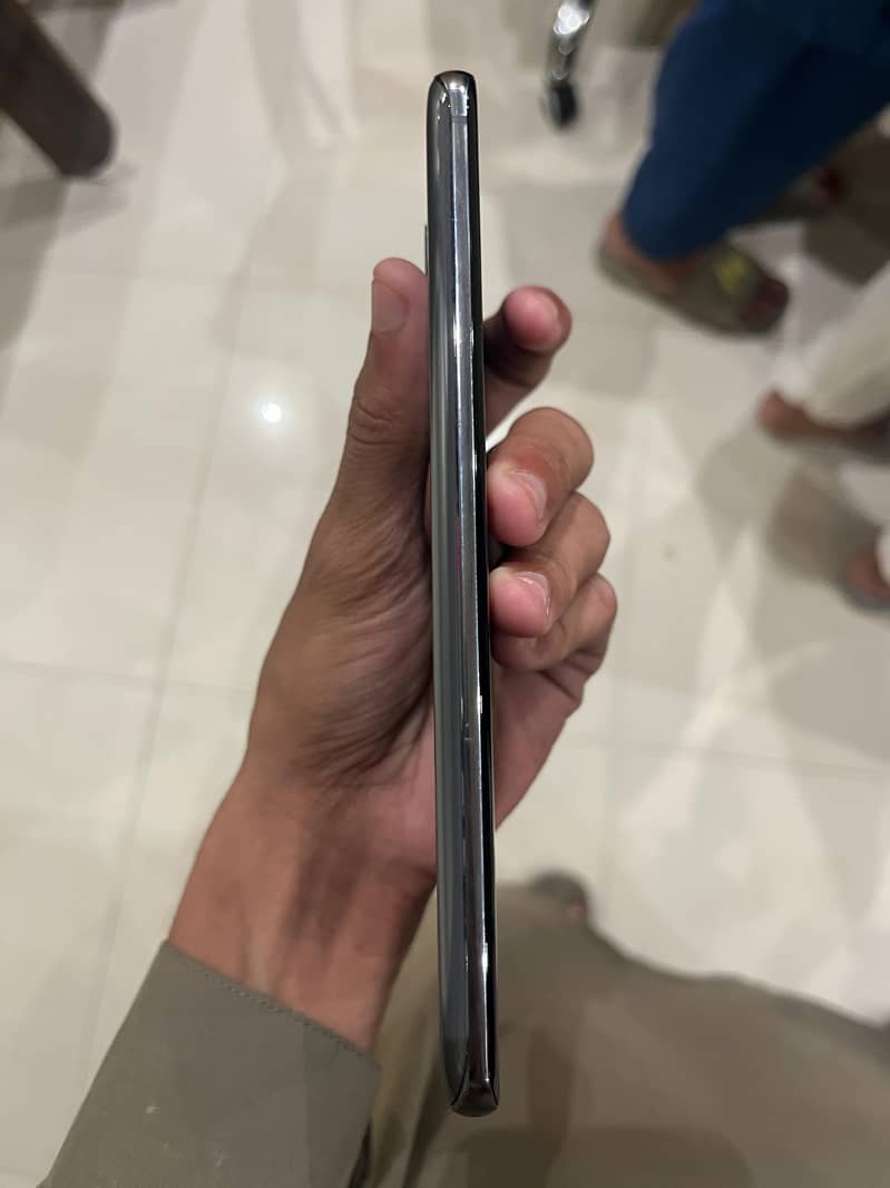 Samsung Mobile S20 Ultra 12 / 128 Minor Shade Approved 4