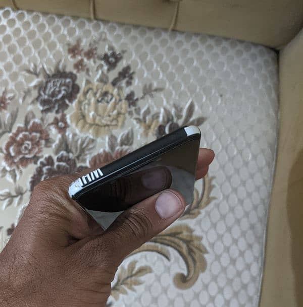 Google Pixel 3 4/64 PTA approve xs 4