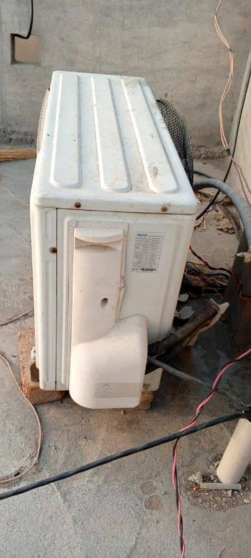 1.5 A. C heat and cool  100% ok orignal gas R410. no repair . 9