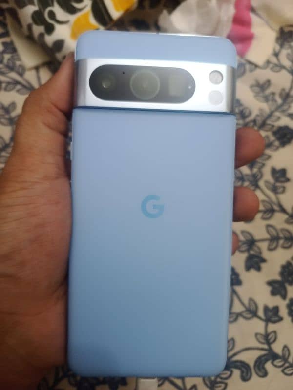 Google pixel 8 pro 3