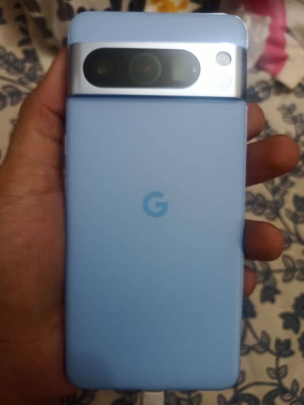 Google pixel 8 pro 6