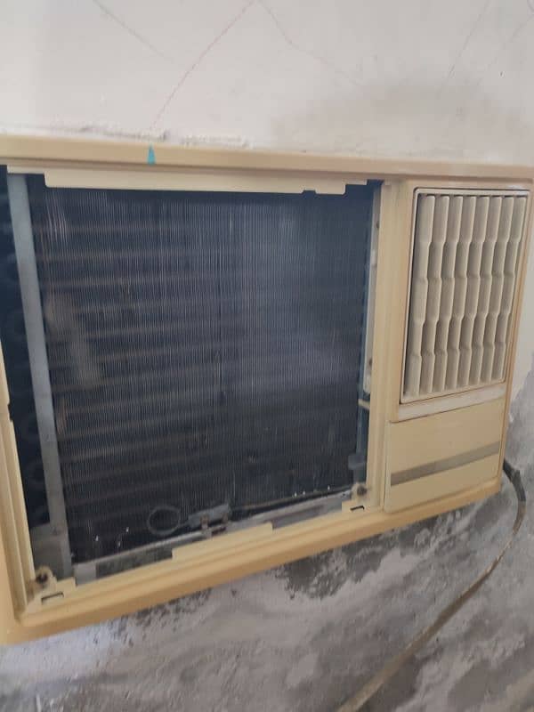 General Window AC 4