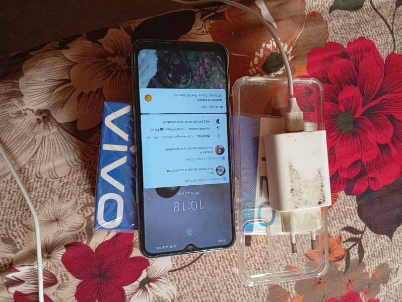 vivo y20 condition used like new ladies hand used 4